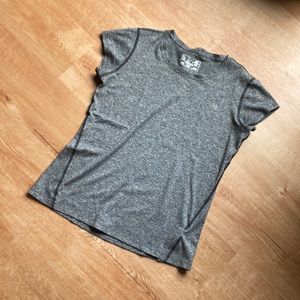 Grey New Balance athletic t shirt